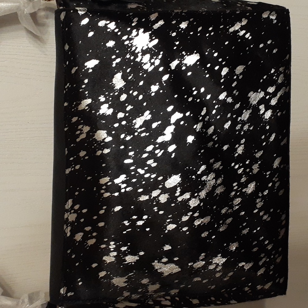 Black and silver leather handbag. ( Brand New ) - Picture 5 of 7